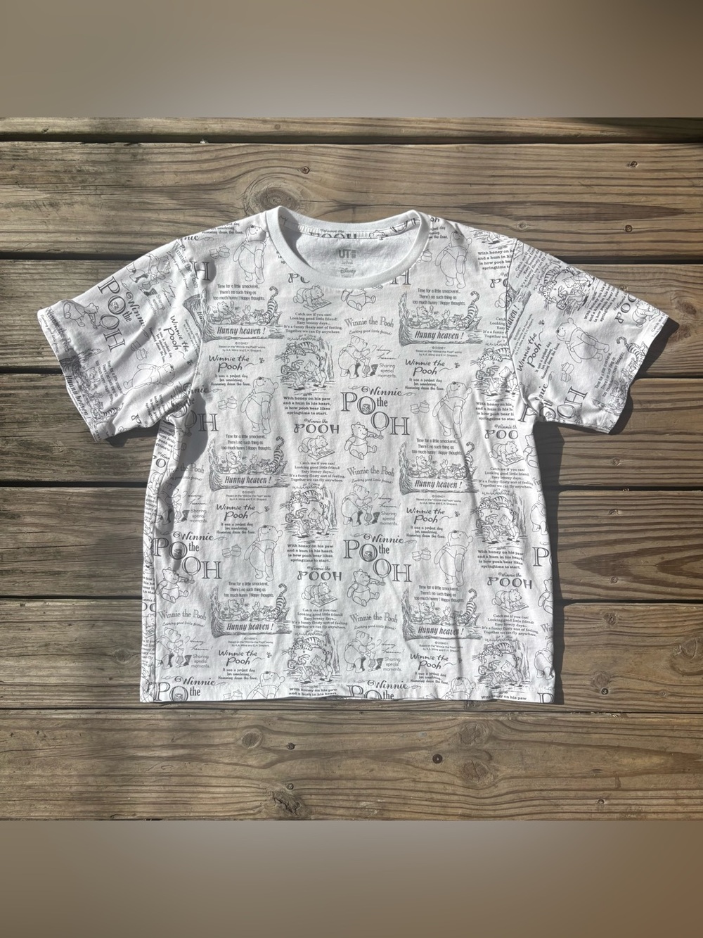 Uniqlo Disney Winnie the Pooh All Over Print T-Shirt